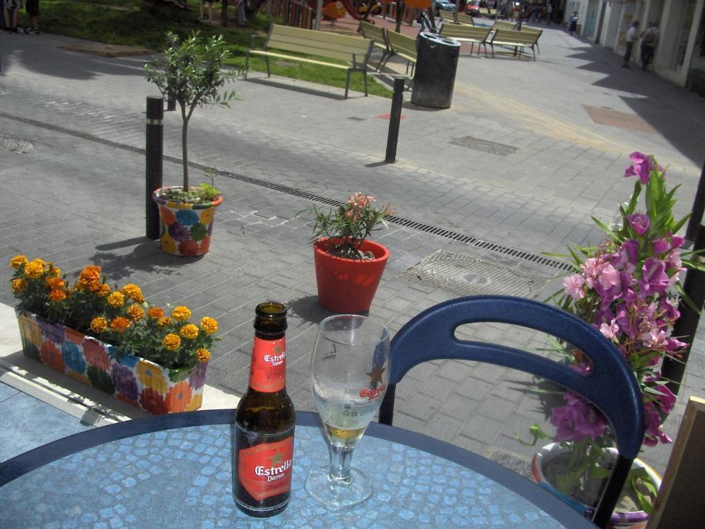Hostal Puig Rom Roses Exterior foto