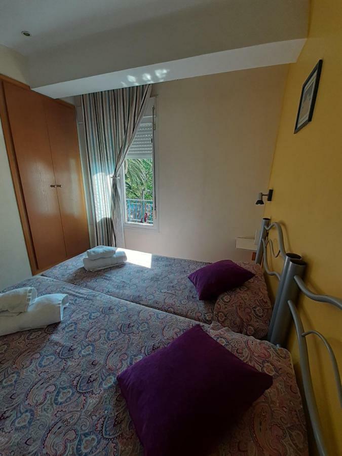 Hostal Puig Rom Roses Exterior foto